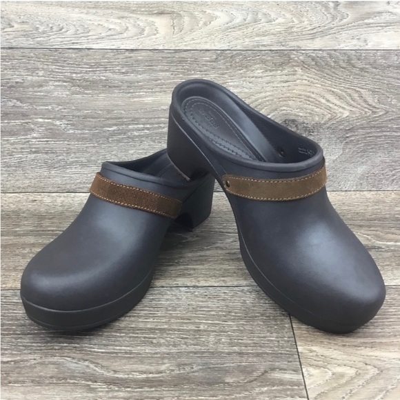 Crocs Sarah Clog Espresso Belted Suede Buckle
Chunky Mule Women's Western Size 8 - Picture 3 of 8